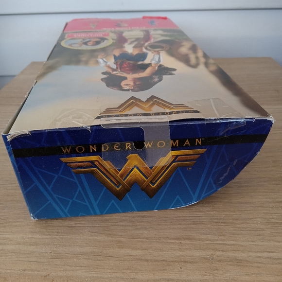 Wonder Woman 12” Doll Mattel Battle Ready Action Figure Gal Gatot Justice League - Picture 4 of 8